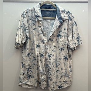 Short sleeve button down